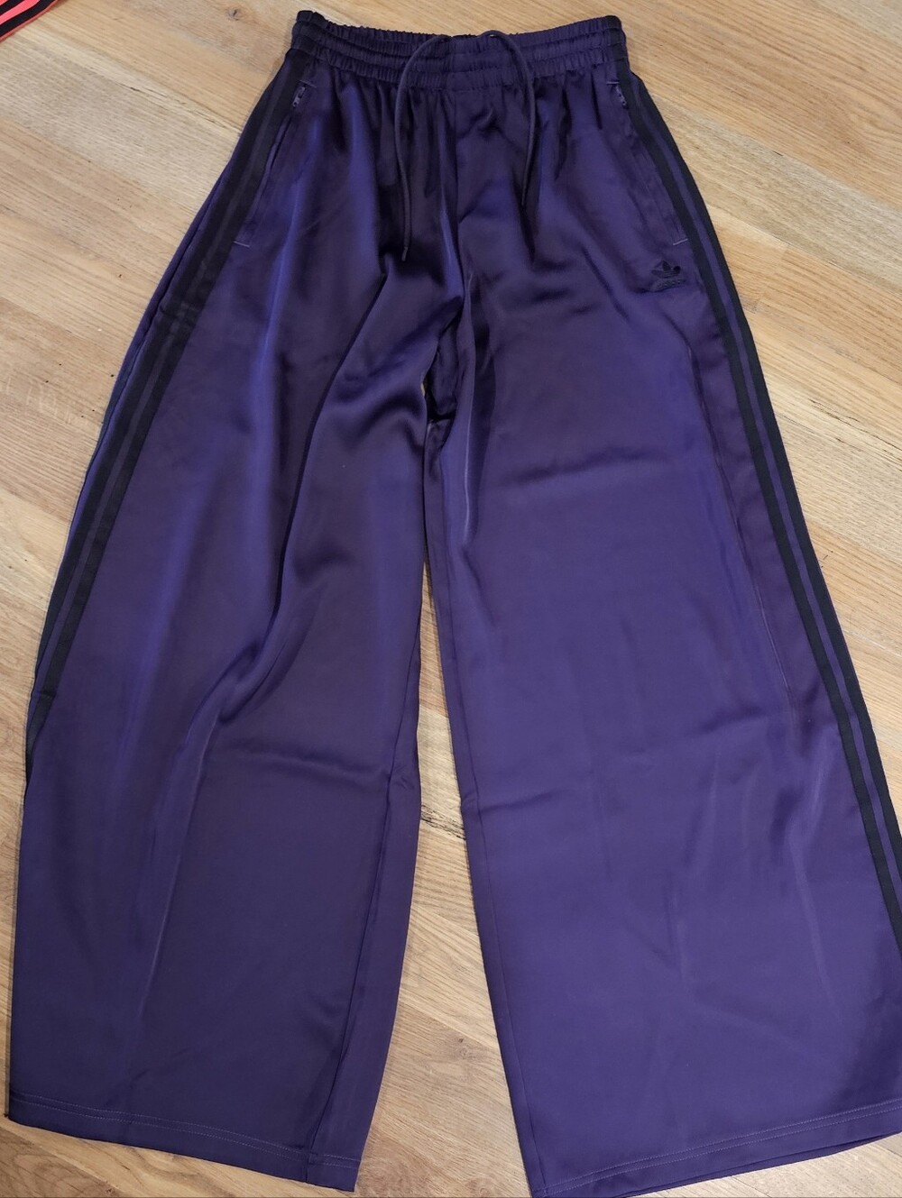Adidas Originals Satin Wide Leg Track Pants – Size 6 – NWT